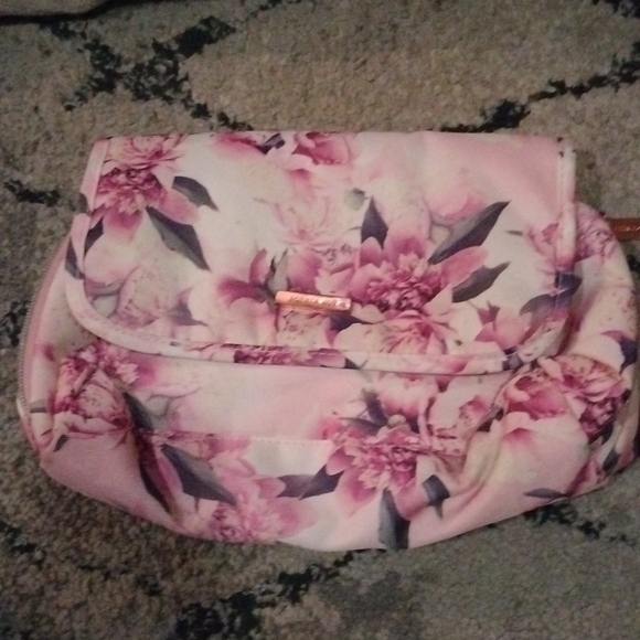 Sophia Joy Travel Makeup Bag - Picture 2 of 2